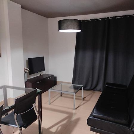 Apartamentos 16:9 Suites Almería Buitenkant foto