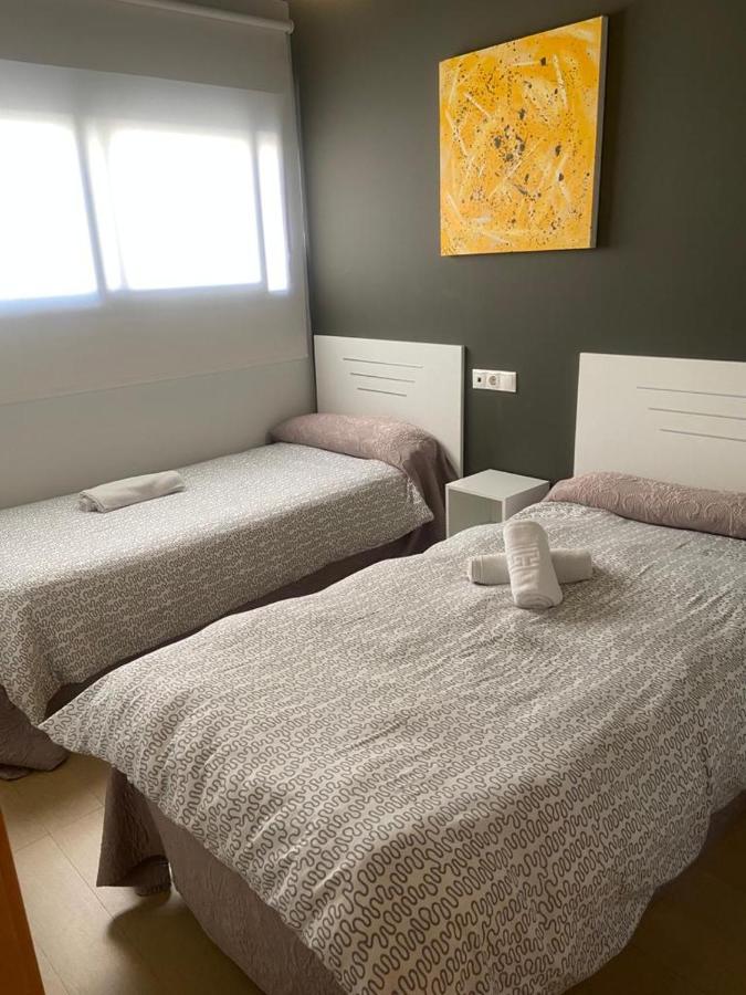 Apartamentos 16:9 Suites Almería Buitenkant foto
