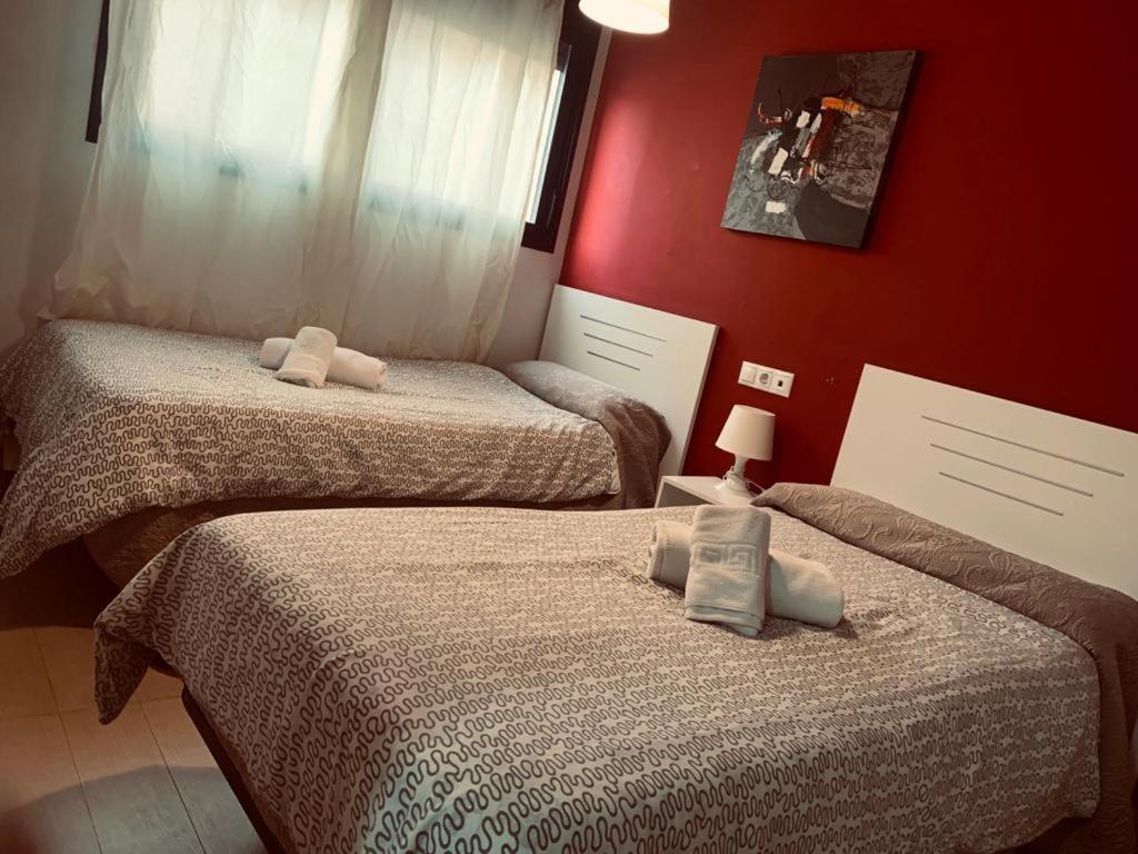 Apartamentos 16:9 Suites Almería Buitenkant foto