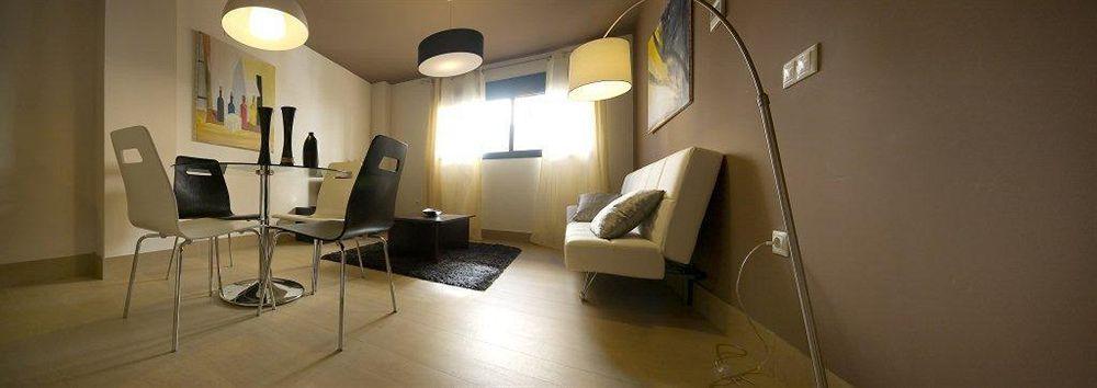 Apartamentos 16:9 Suites Almería Buitenkant foto
